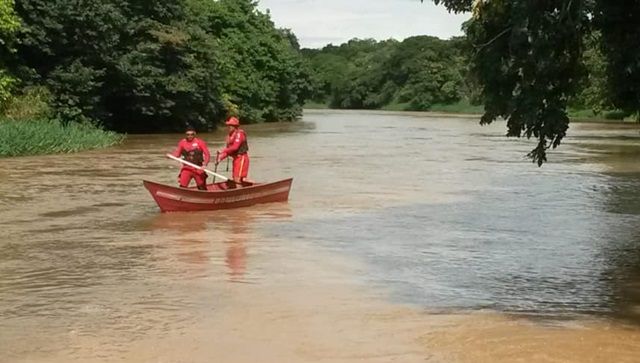 Bombeiros encontram corpo de homem que tinha desaparecido neste sábado (25) no Rio da Cruz, em Patos