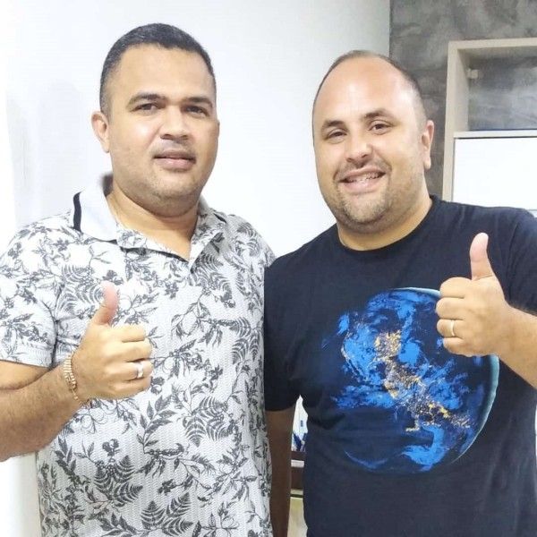 Pré-candidato Heber Tiburtino recebe apoio do empresário Augusto Gomes