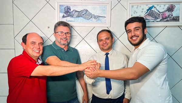 Pedro Rocha anuncia volta ao grupo político de Pedro Feitosa em Pombal