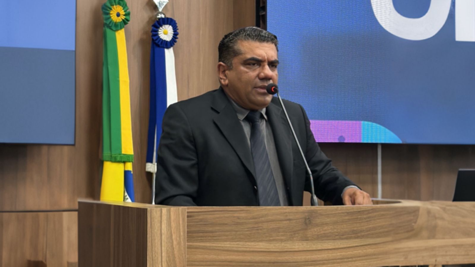 Política de berço ou paixão em cuidar do povo? O trabalho incansável de Samuel Pinto em Patos