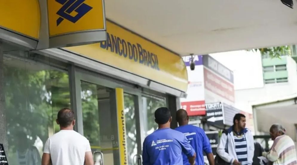 Saiba como será o atendimento do comércio e dos serviços nesta quarta