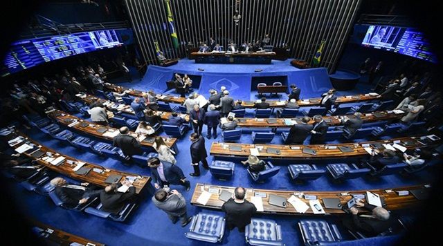 Senado aprova proposta para derrubar decretos das armas; texto vai à Câmara