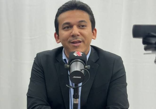 Prefeito Jackson Alvino oficializa apoio a Veneziano e João Azevêdo e mexe no tabuleiro político para 2026