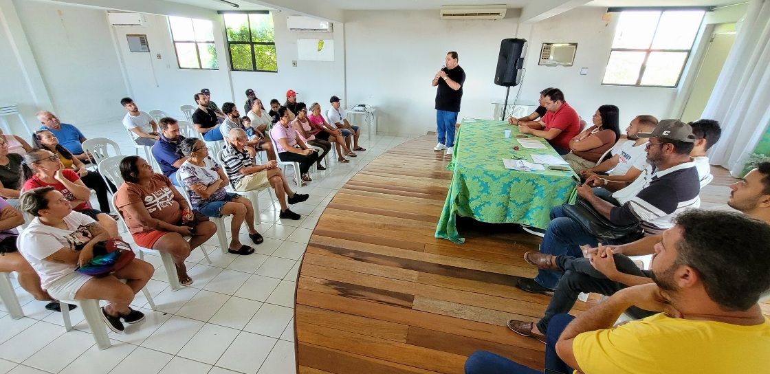 Prefeitura de São Mamede reuniu comerciantes para tratar da organização de espaços durante o São Pedro