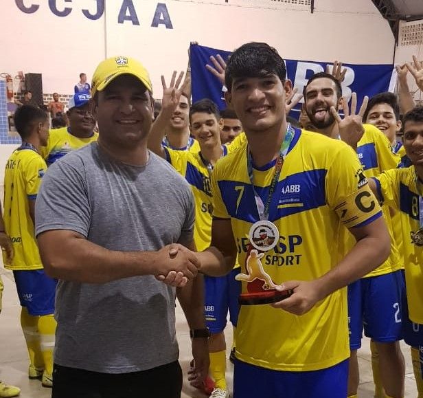 Jovem promessa do futsal patoense vai atuar na Europa