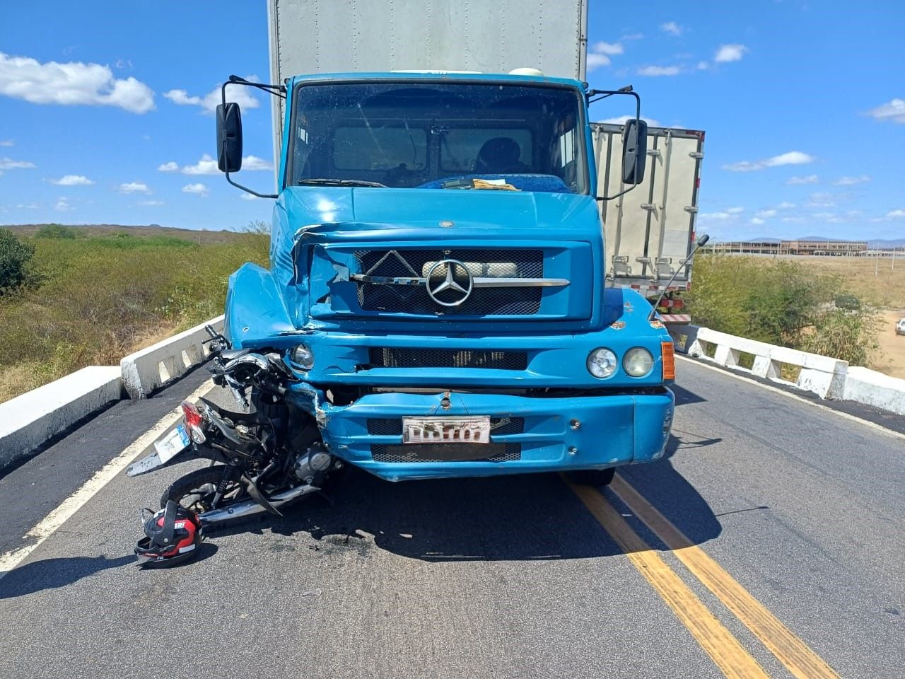 Grave colisão frontal na BR-230 em Patos (PB) resulta em óbito de motociclista