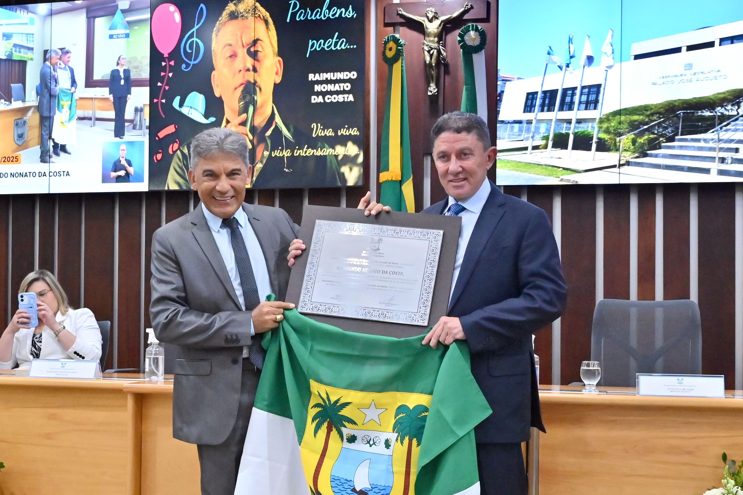 Poeta Nonato Costa recebe título de Cidadão Norte-Rio-Grandense em solenidade na Assembleia Legislativa  