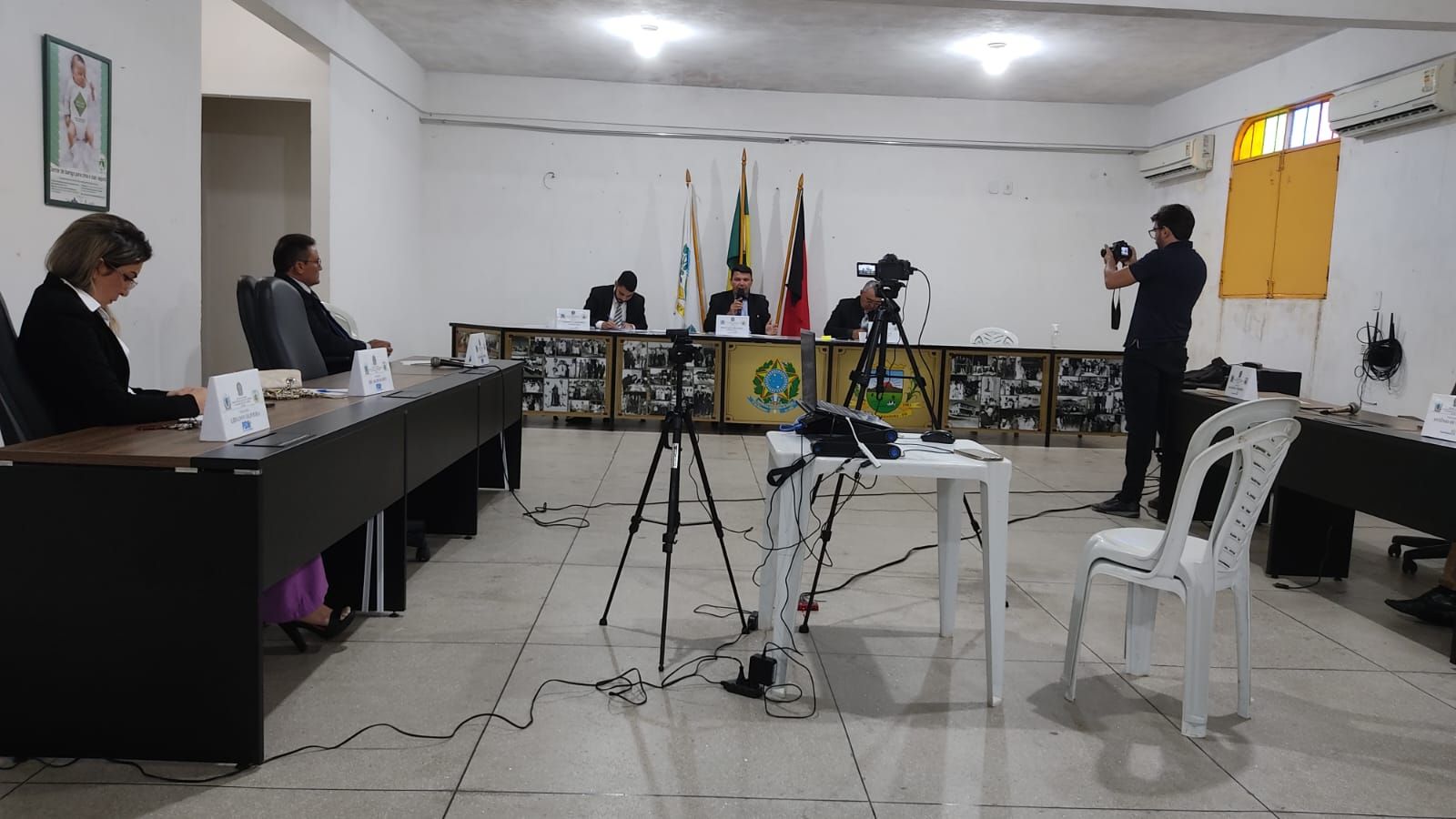 Sessão Ordinária da Câmara Municipal é marcada por debate de projetos e discussão entre os vereadores; veja vídeo 