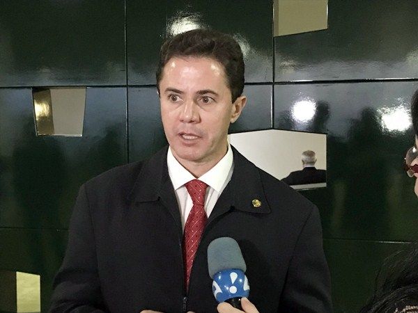 Veneziano confirma que Estado vai implantar VLT em Campina Grande e espera que prefeito não crie dificuldades