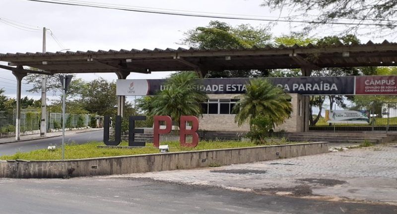 Professores da UEPB iniciam greve por tempo indeterminado