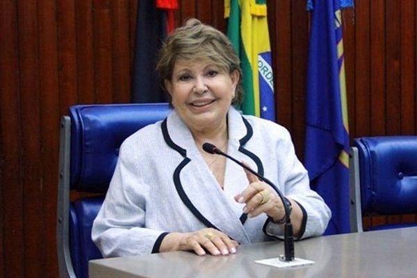Ex-prefeita Francisca Motta é inocentada de irregularidades na contratação de empresa