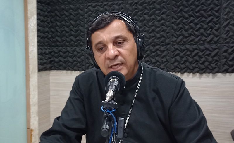 Dom Eraldo fala sobre instrumentalização da religião em prol do interesse político e lamenta o cenário social brasileiro; veja vídeo