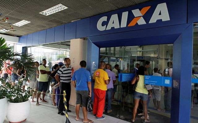 Caixa suspende operações consignadas no Auxílio Brasil