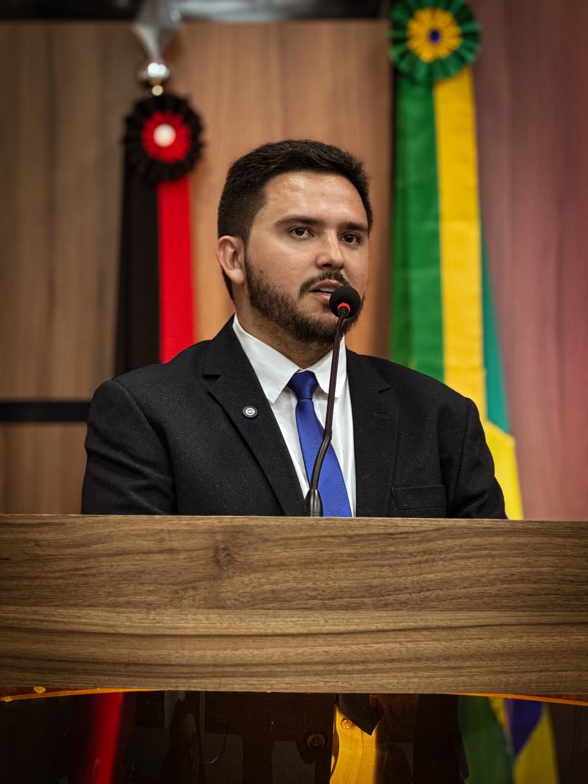 Maikon Minervino fala sobre retorno dos trabalhos da Câmara Municipal de Patos, atividades como líder do prefeito e eleições para mesa diretora