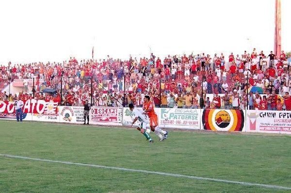 Esporte de Patos vence Serrano e desencanta no Paraibano