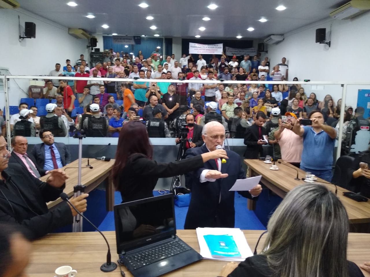 Conforme previsto: Vereadores articulam unidade e elegem Ivanes Lacerda como novo presidente da Câmara Municipal 