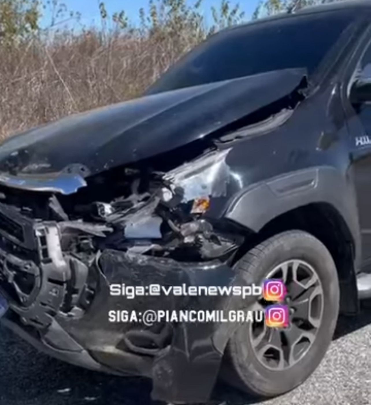 Padre Auricélio de Almeida, de São José de Caiana, e motorista de Piquet Carneiro saem ilesos de colisão na BR-361, entre Piancó e Coremas