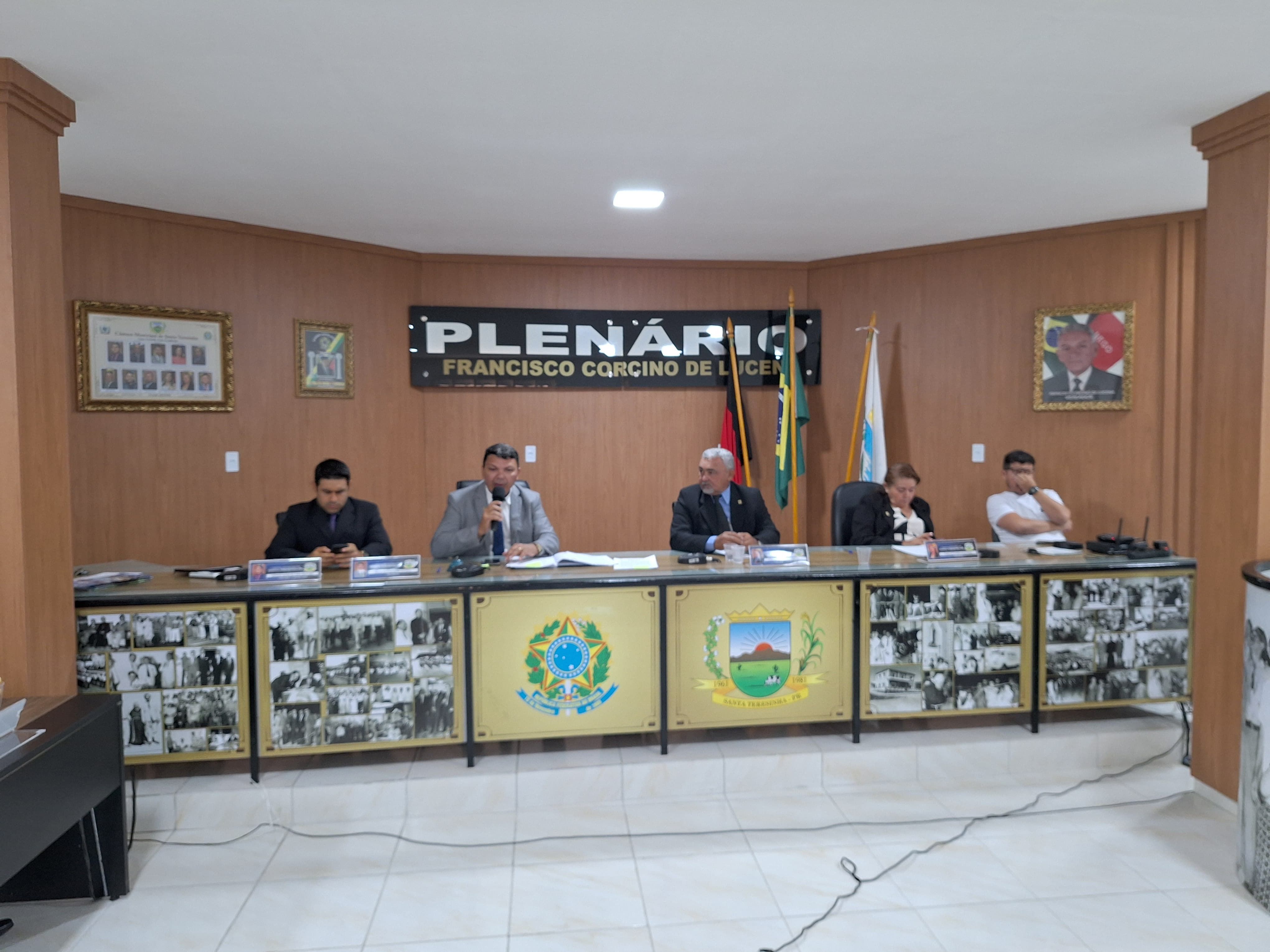 Câmara Municipal discute projetos, presta condolências e cobra avanços em saúde e estradas em mais uma Sessão Ordinária; veja vídeo 
