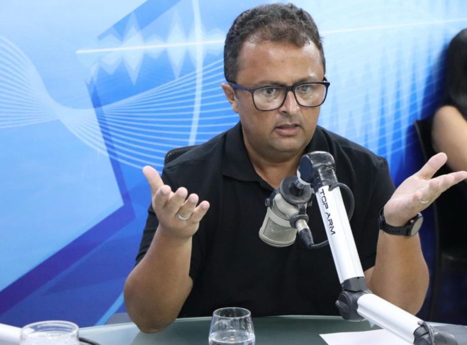 Jackson Macêdo aponta Cícero Lucena como possível candidato ao governo da Paraíba em 2026