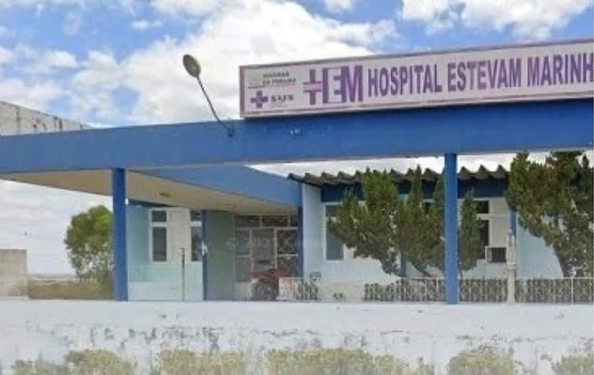 Mãe de bebê doente denuncia negligência médica no Hospital Estevam Marinho, em Coremas. Ouça o relato.