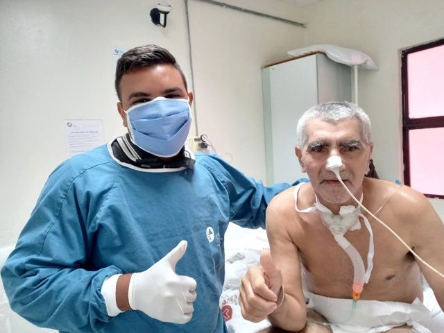 Emocionante: encontro do senhor Expedito de Santa Terezinha  e seu parente em Natal-RN