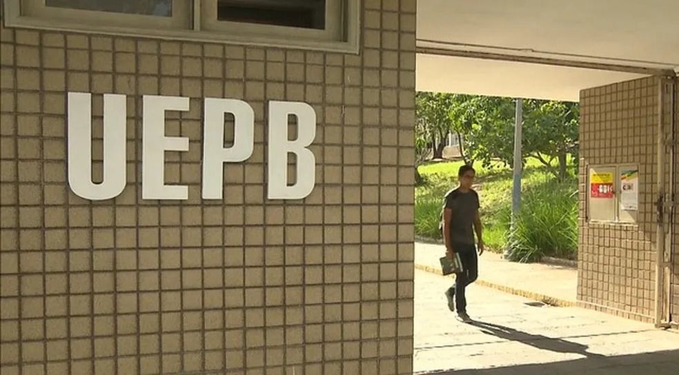 Professores da UEPB aceitam proposta e decidem encerrar greve