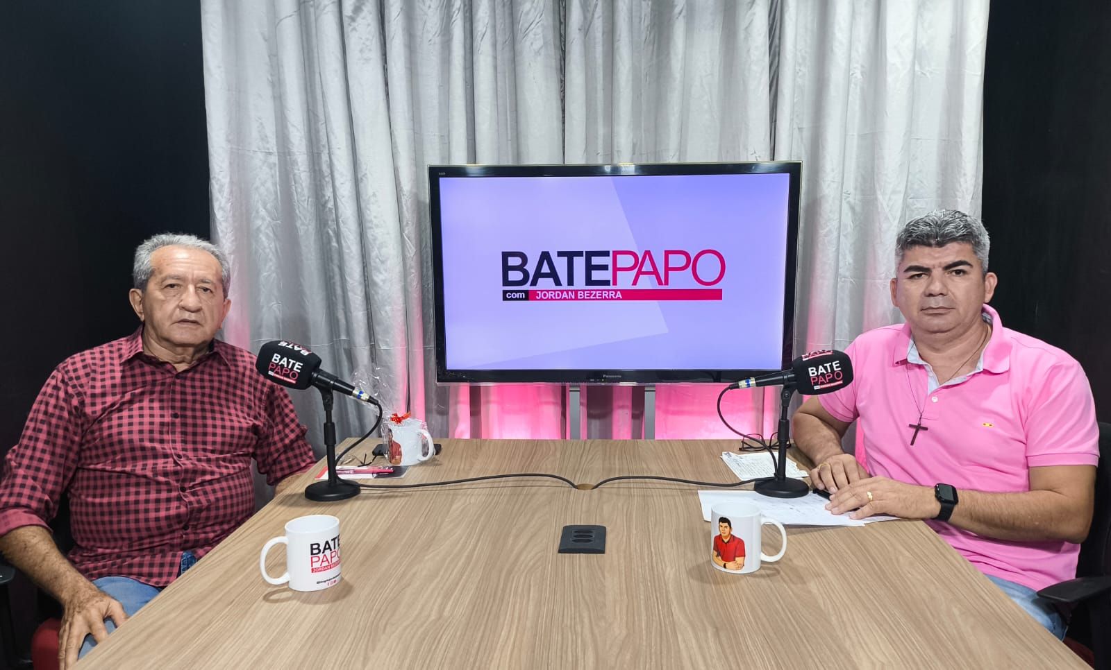 \'Administração dela é uma ditadura e cheia de ingratidão aos aliados\', diz Miguel Motta sobre rompimento com a prefeita Rosalba, de S.J do Bonfim; vídeo