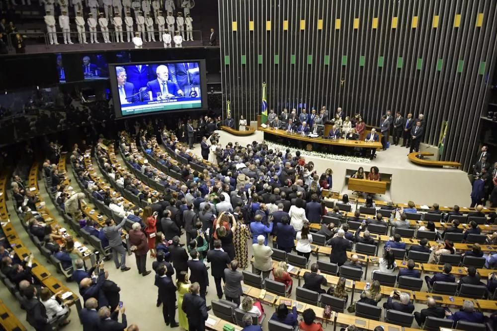 Câmara contraria STF e aprova aumento no número de deputados federais; veja