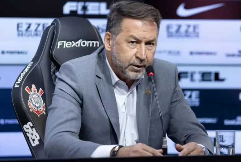 Conselho Deliberativo do Corinthians aprova impeachment, e Augusto Melo é afastado da presidência do clube
