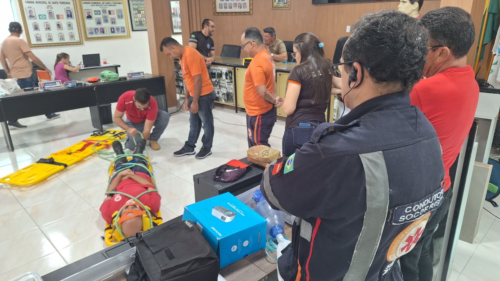 Prefeitura de Santa Terezinha promove Curso de Aperfeiçoamento em Atendimento Pré-Hospitalar para a equipe do SAMU, servidores da saúde e motoristas