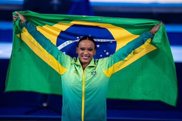 1ª do Mundo:Rebeca Andrade conquista ouro inédito em Mundial de Ginástica