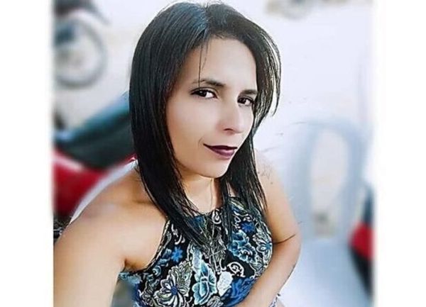 Mulher é morta a tiros em plena via pública; Ela deixa três filhos