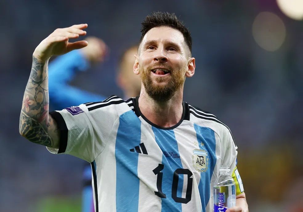 Messi supera sua melhor Copa e pode se tornar o primeiro jogador duas vezes eleito craque do torneio