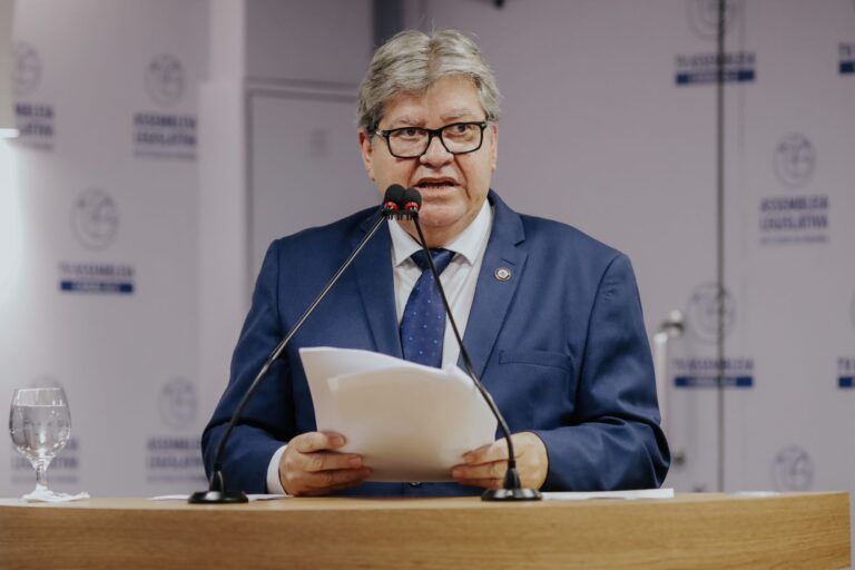 João Azevêdo entrega residencial com 60 apartamentos e reforma do Teatro Santa Roza nesta quarta-feira (13)