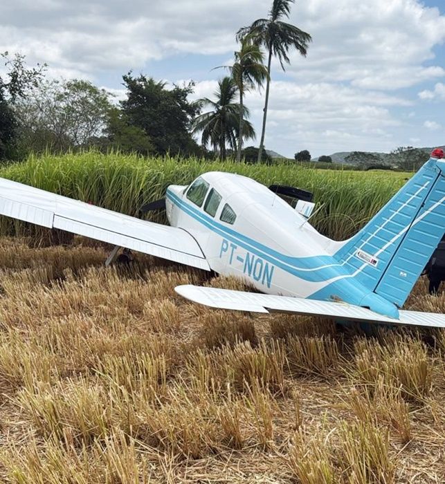 Susto: Avião que transportava  prefeito Cícero Lucena sofre pane e faz pouso de emergência no interior da Paraíba