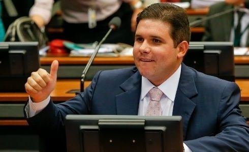Hugo Motta tacha de cruel proposta da previdência de Bolsonaro e reage a adoção do ‘sigilo’ sobre mudanças