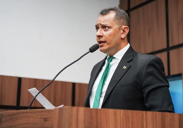 Voto de Pesar: Vereador lamenta morte de imperador Luiz Gastão de Orleans e Bragança