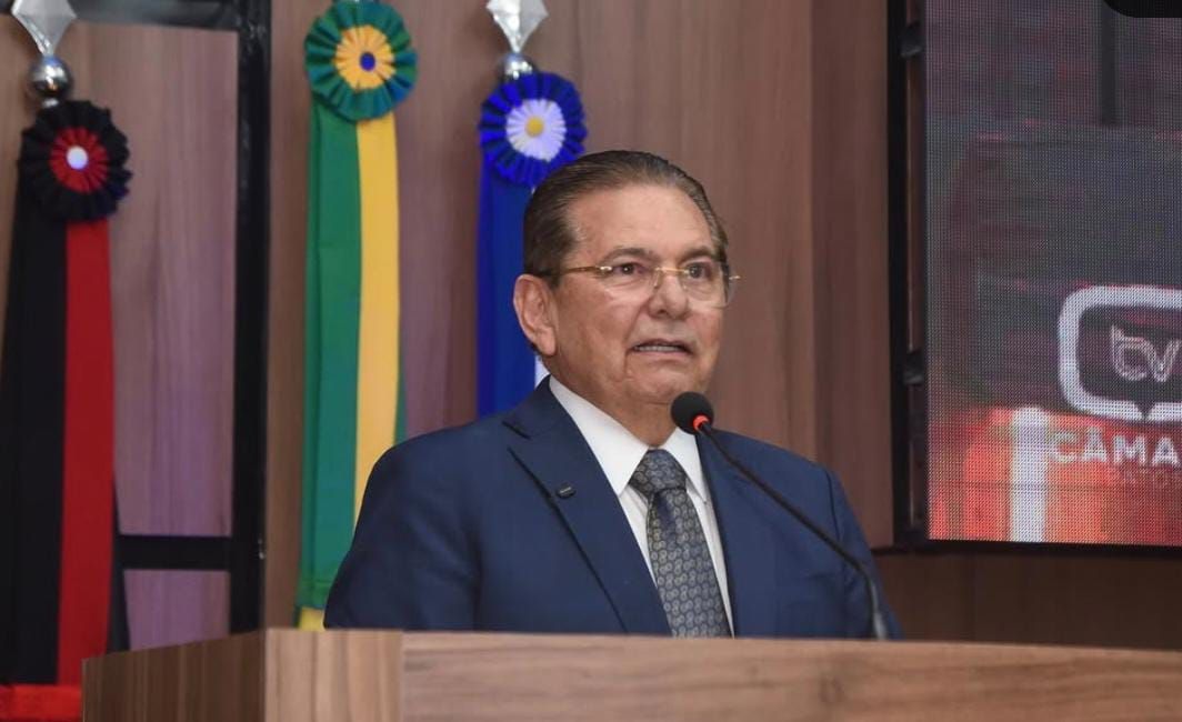 Adriano Galdino confirma ao Blog sua pré-candidatura ao governo do estado; veja declaração