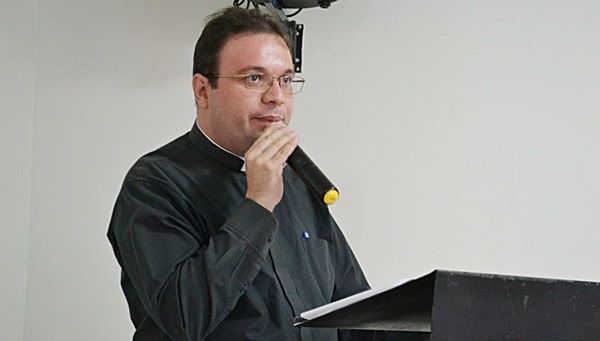 Pe. Fabrício explica significado da Semana Santa: “o amor venceu o ódio; a verdade venceu a mentira e a justiça venceu a iniquidade”