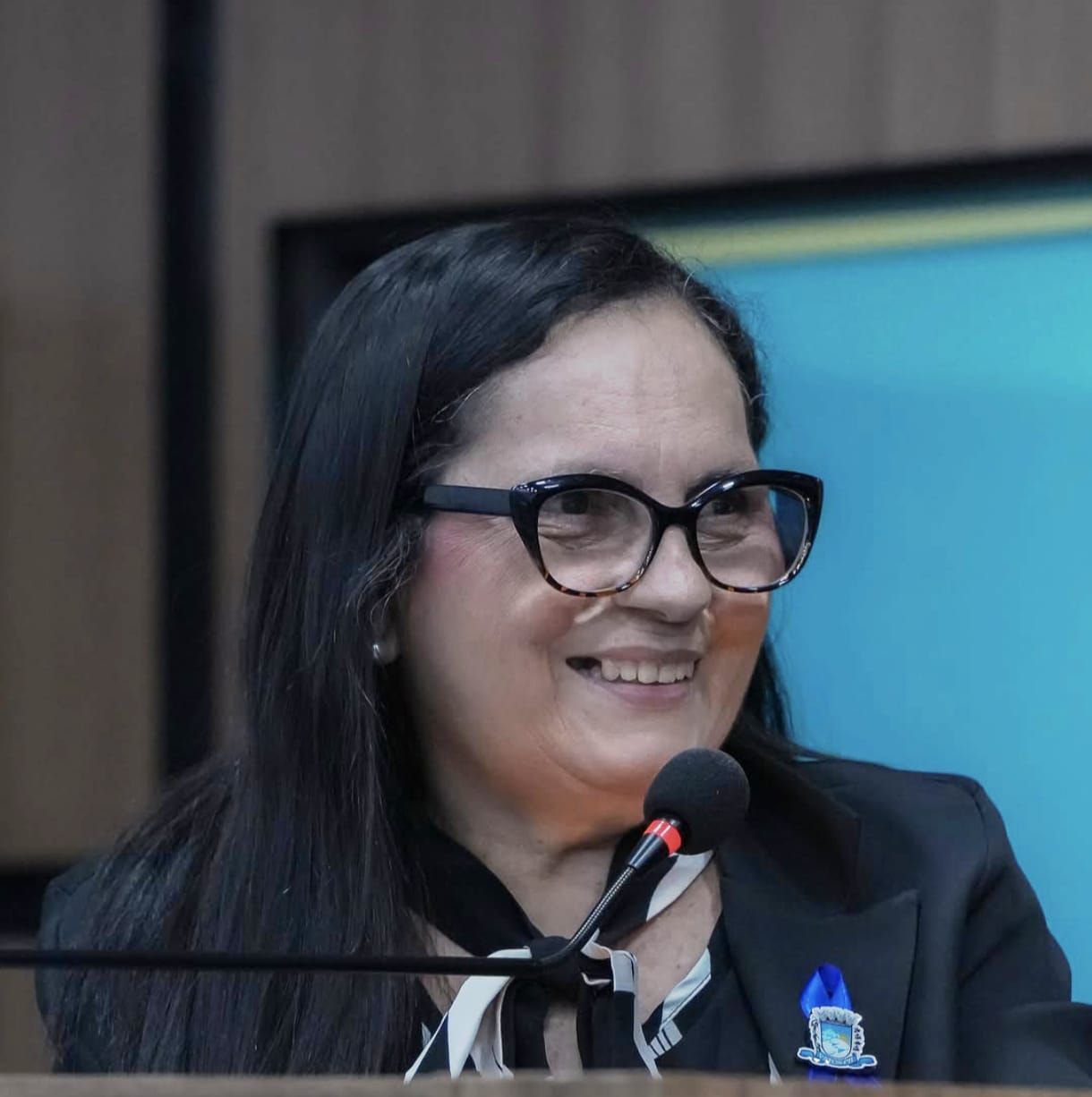 Fatinha Bocão rebate insinuação de Corsino Neto e dispara: “Sou mulher de palavra, meu voto é Maikon Minervino e de ninguém mais”; veja declaração