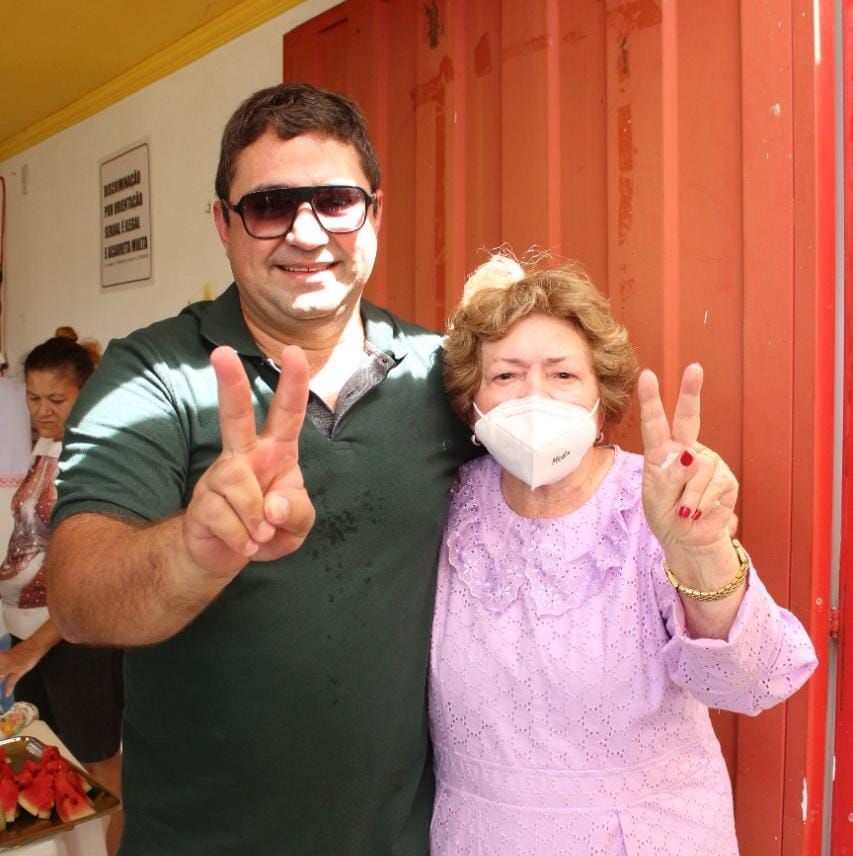 Mais um: vereadora Dona Josa, que tem 7 mandatos rompe com Rosalba Motta e adere ao pré-candidato a prefeito de S.J.Bonfim, Jonielson Bento; veja