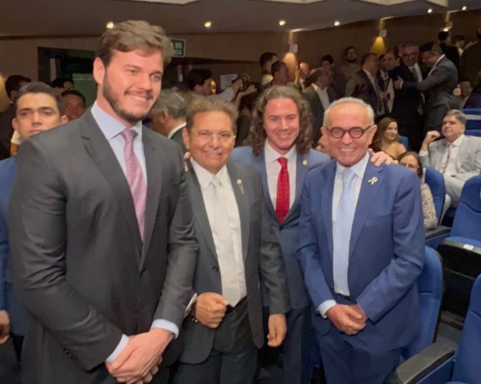 Foto em posse de Leonardo Quintans reacende rumores de aliança entre Cícero, Adriano, Veneziano e Bruno para 2026