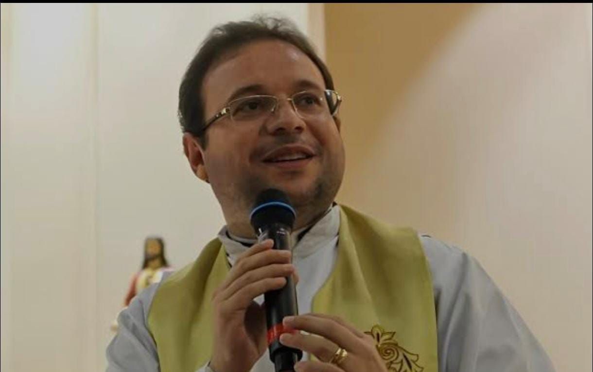 Chance zero de Padre Fabrício Timóteo disputar vaga ao Senado em 2026; entenda conjuntura
