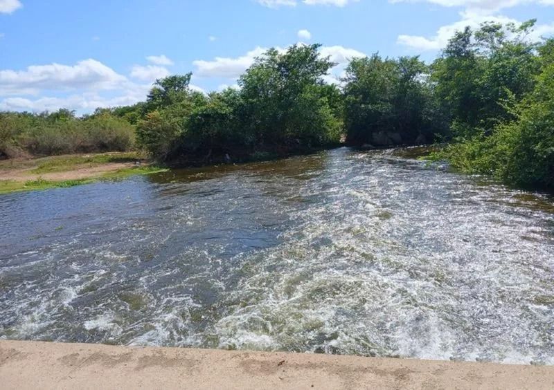 Águas do São Francisco chegam ao Sertão da Paraíba e seguem rumo ao Rio Grande do Norte