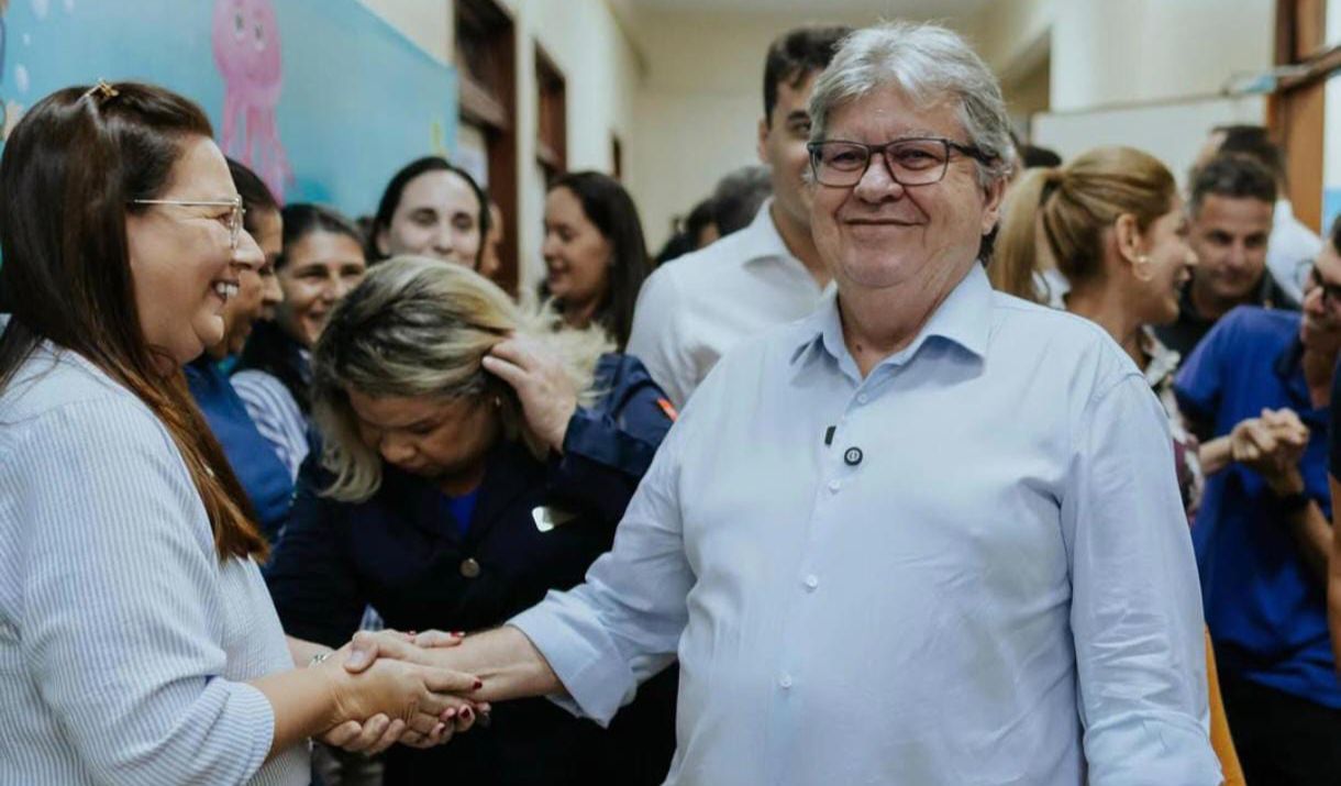 Governador fala sobre reunião de Aguinaldo e Cícero: ‘Estava aqui cuidando do Estado, mas acompanhei tudo’; vídeo