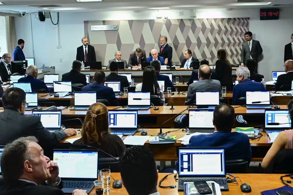 Vitória do Povo: PEC da Blindagem é rejeitada na CCJ do Senado por unanimidade