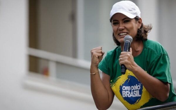 Michelle Bolsonaro visita Paraíba, anuncia chapa bolsonarista para 2026 e recebe Título de Cidadã Pessoense