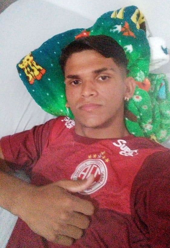 Jovem talentoso de Santa Gertrudes, distrito de Patos, Francisco Rafael vai treinar no time do América de Natal-RN; conheça