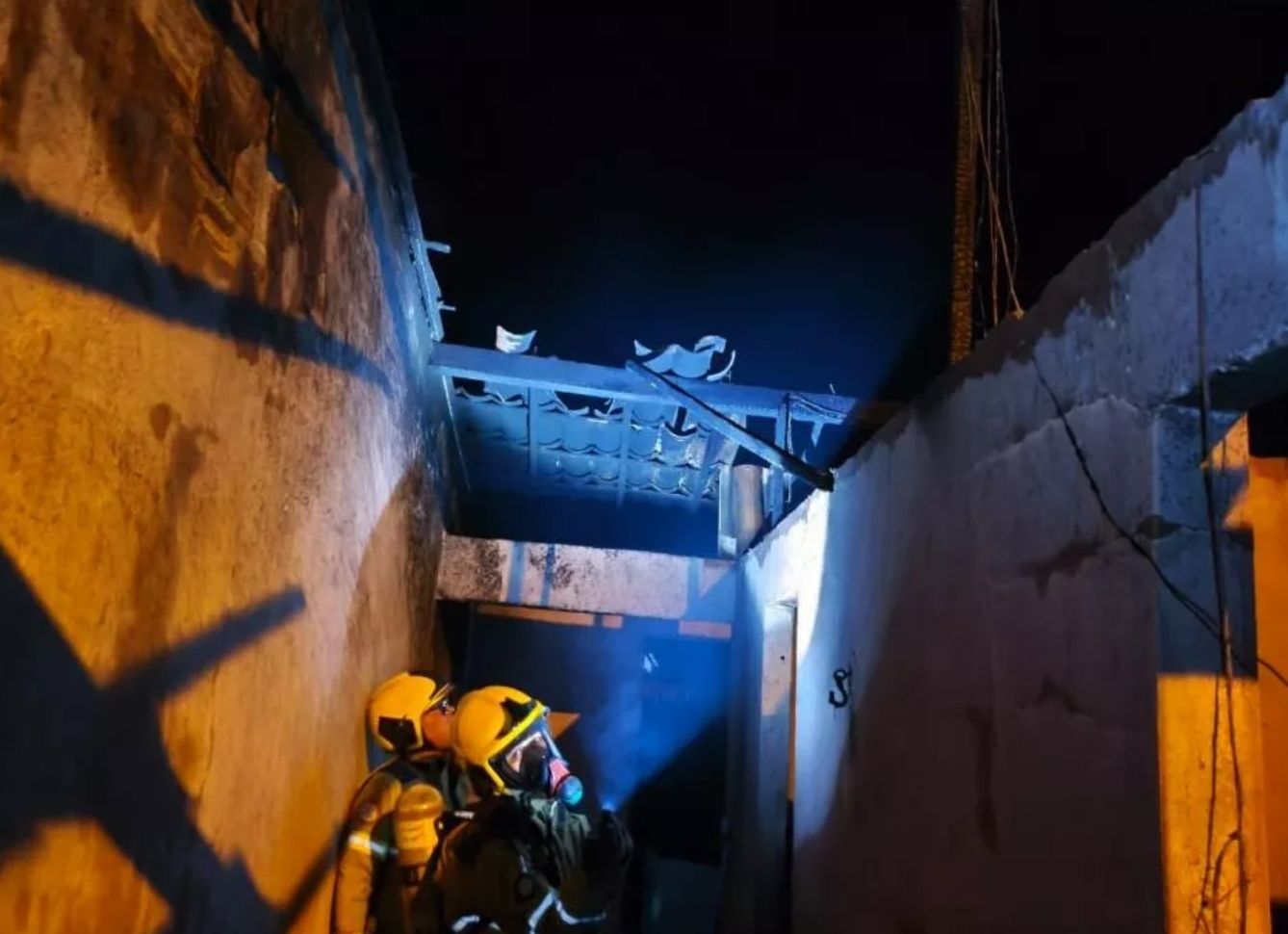 Incêndio destrói residência e mobiliza Corpo de Bombeiros em Catingueira