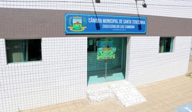 Sessão da Câmara Municipal de Santa Terezinha-PB é marcada por discussões acaloradas entre vereadores 